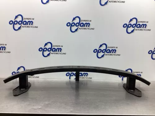 Bumperframe voor-7941378 (18454942)