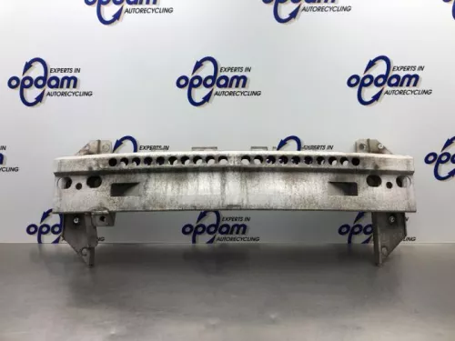 Bumperframe voor-8211680