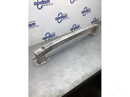 Bumperframe voor-8219172 (21274369)