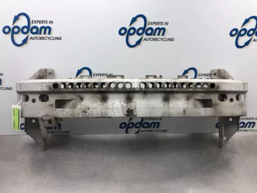 Bumperframe voor-7576967 (16558560)