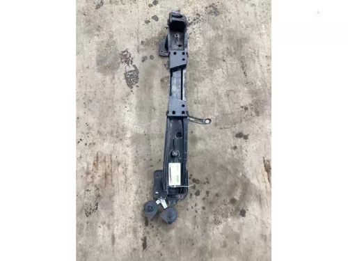 Bumperframe voor-7609255 (16516456)