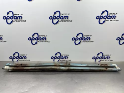 Bumperframe voor-8320762