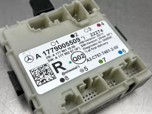 Centrale Deurvergrendelings Module-8298337 (22244261)