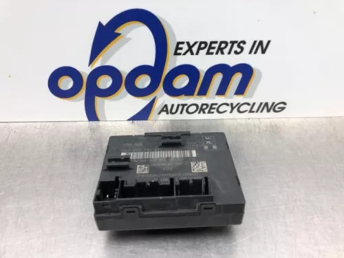 Centrale Deurvergrendelings Module-8203016 (21217704)
