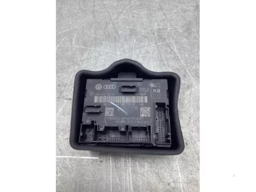 Centrale Deurvergrendelings Module-8154837 (21060577)