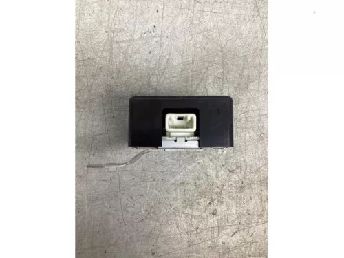 Centrale Deurvergrendelings Module-7361567 (17566705)