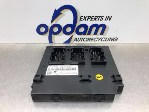 Computer Body Control-8268999 (21797953)