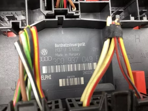 Computer Body Control-8065966 (19591021)