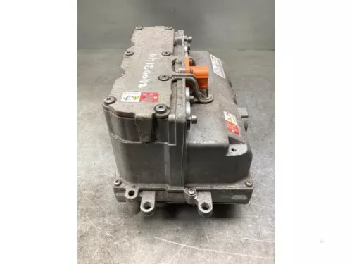 Computer hybride accu-8254635 (22163292)