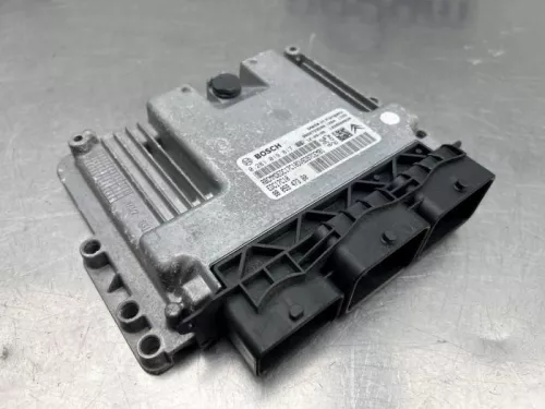 Computer Motormanagement-8242770 (22128505)