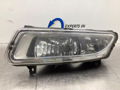Dagrijverlichting links-8037347 (18972737)