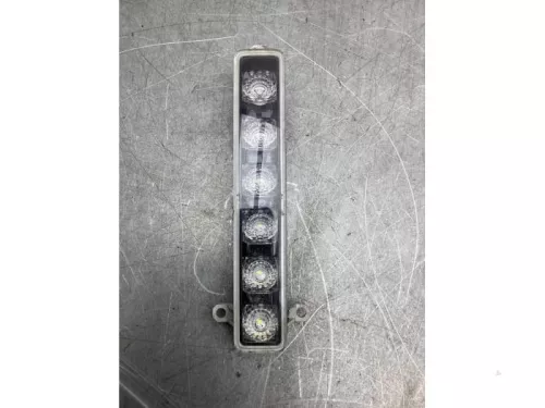 Dagrijverlichting links-8196692 (20855370)