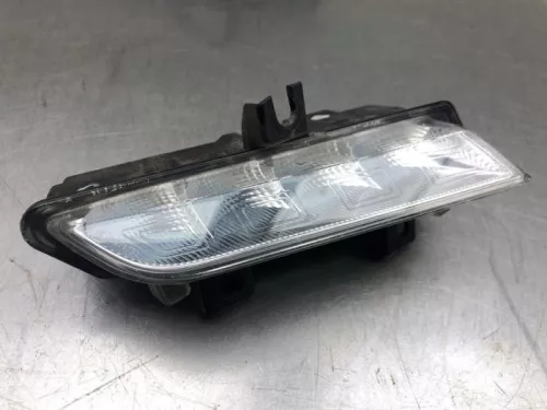 Dagrijverlichting rechts-8120736 (20406531)