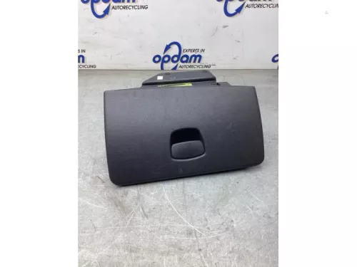 Dashboardkastje-8071372