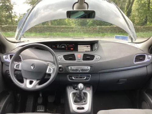 Dashboardkastje-8081229