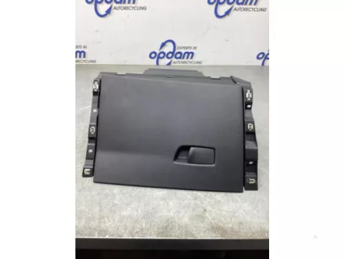 Dashboardkastje-8147213