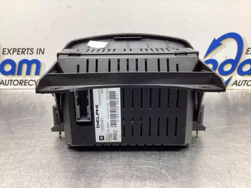 Display Interieur-7991897 (18129105)