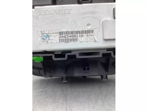 Display Interieur-8138934 (22513401)