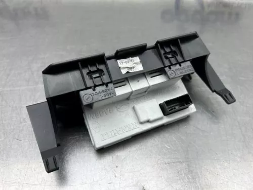 Display Interieur-8300875 (22303618)