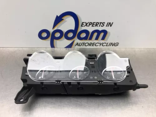 Display Interieur-8235154