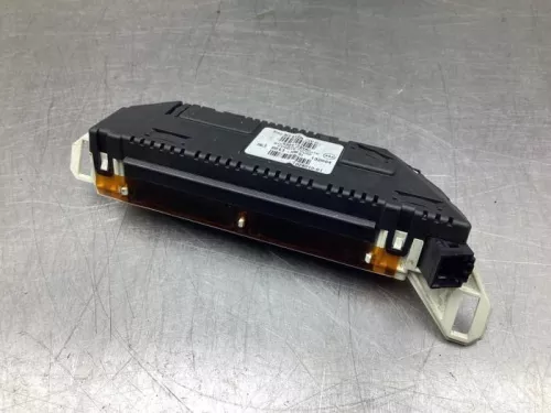 Display Interieur-7939122 (18343134)