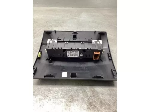 Display Interieur-8057360 (21561999)