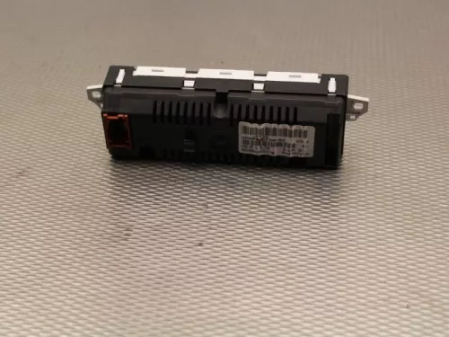 Display Interieur-7582879 (6436369)