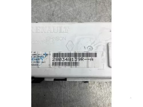 Display Interieur-7870181 (18393448)
