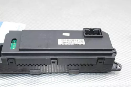 Display Interieur-7447343 (16470751)