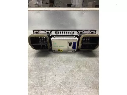 Display Interieur-8131226 (19981939)