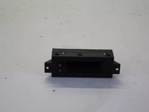 Display Interieur-7882894 (9834132)