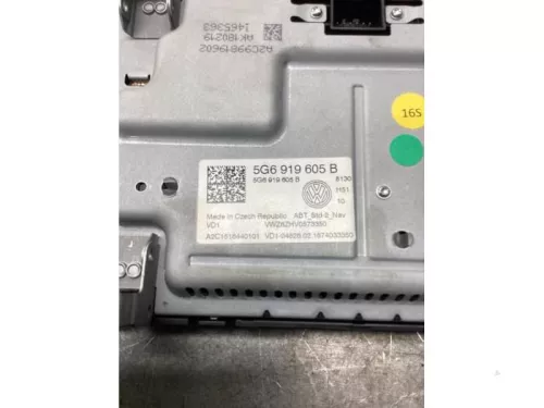 Display Multi Media regelunit-8162072 (21438541)