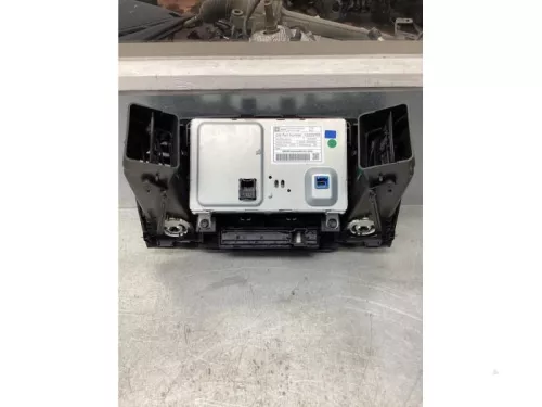 Display Multi Media regelunit-7857913 (19502394)