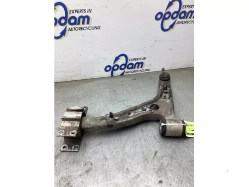 Draagarm onder links-voor-7912848 (17478213)