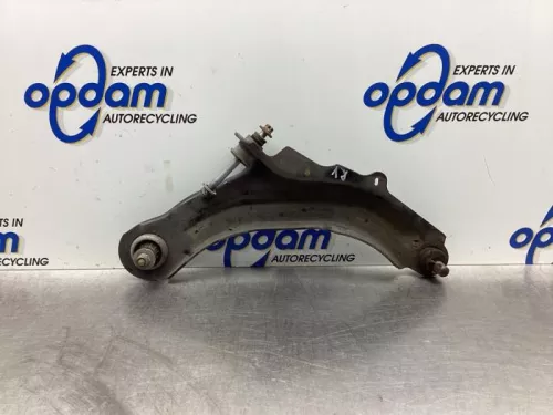Draagarm onder rechts-voor-8010216