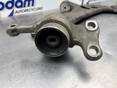 Draagarm onder rechts-voor-8287203 (22067042)