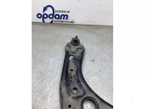 Draagarm onder rechts-voor-8247877 (22257666)