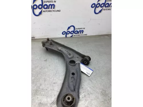 Draagarm onder rechts-voor-8247877 (22257666)