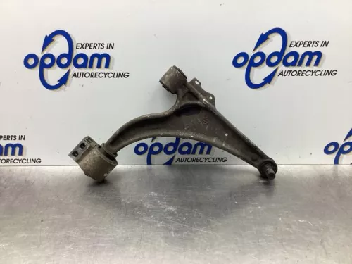 Draagarm onder rechts-voor-7990372 (18325373)