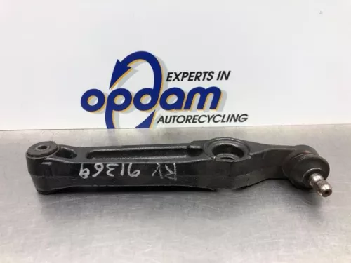 Draagarm onder rechts-voor-8208712 (20941510)