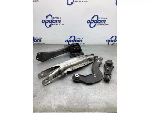 Draagarm rechts-achter-8107788 (21853018)