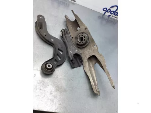 Draagarm rechts-achter-7852033 (17169937)