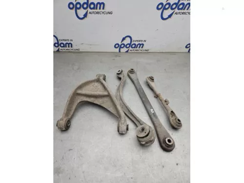 Draagarm rechts-achter-7868124 (22035019)