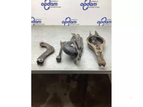 Draagarm rechts-achter-8024932 (21083556)