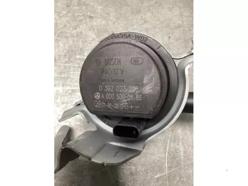 Extra waterpomp-8239140 (21675309)