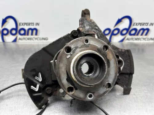 Fusee links-voor-8271193 (22110447)