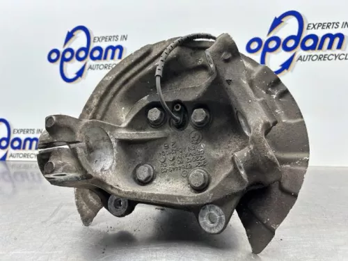 Fusee links-voor-8200924 (22487459)
