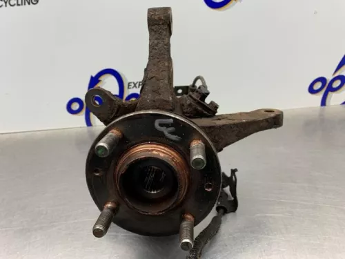 Fusee links-voor-8266328 (21772316)