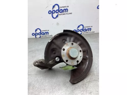 Fusee rechts-achter-8316524