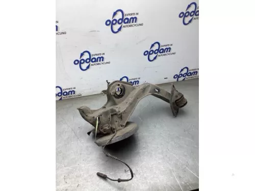 Fusee rechts-achter-8310587